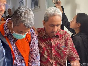 Fakta-fakta 3 Tersangka Kasus dr Aulia Ditahan Kejari Semarang Fakta-fakta 3 Tersangka Kasus dr Aulia Ditahan Kejari Semarang