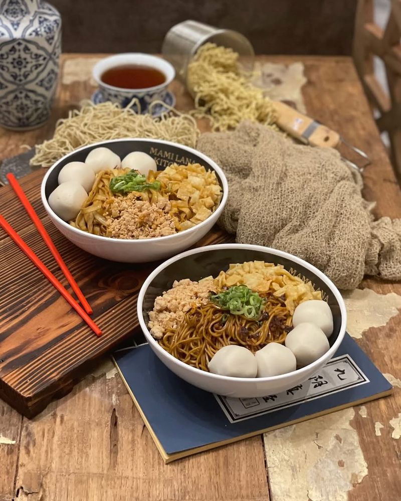 Mee pok halal di Jakarta