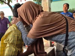 Siswa SD Terlibat Tawuran di Depok Menangis Minta Maaf ke Ortu
