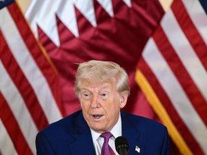 Trump Disambut Tarian Kibas Rambut Saat Berkunjung ke UEA, Apa Itu? Trump Disambut Tarian Kibas Rambut Saat Berkunjung ke UEA, Apa Itu?
