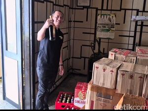 Pemilik 3.819 Botol Miras Digerebek di Probolinggo Ternyata Pemasok Pemilik 3.819 Botol Miras Digerebek di Probolinggo Ternyata Pemasok