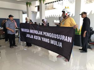 Warga Lempuyangan Tolak Kompensasi KAI Rp 250 Ribu/M: Nggak Cukup! Warga Lempuyangan Tolak Kompensasi KAI Rp 250 Ribu/M: Nggak Cukup!
