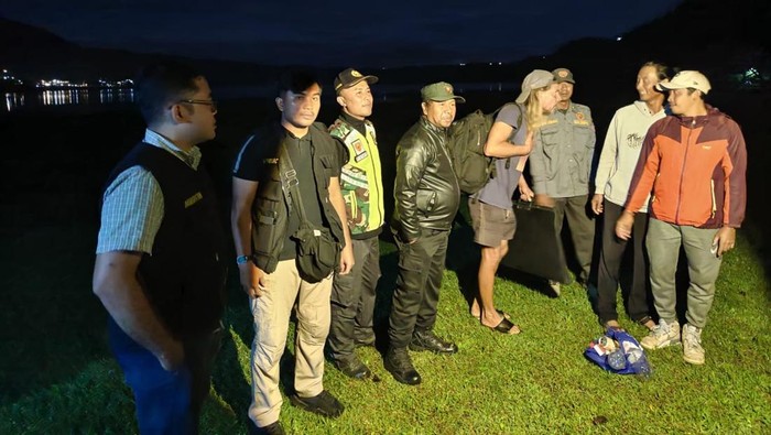 WN Estonia berinisial PM (47) ditangkap Kantor Imigrasi Singaraja di kawasan rekreasi Taman Ulun Danu Bulian, Desa Pancasari, Kecamatan Sukasada, Buleleng, Bali, Senin (12/5/2025). (Istimewa) Kericuhan di Wisata