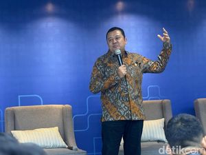 Mengejutkan! Ada Aktivasi 700 Ribu Nomor Seluler Setiap Hari Mengejutkan! Ada Aktivasi 700 Ribu Nomor Seluler Setiap Hari