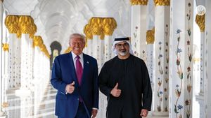 Foto: Momen Donald Trump Keliling Masjid Agung Sheikh Zayed UEA
