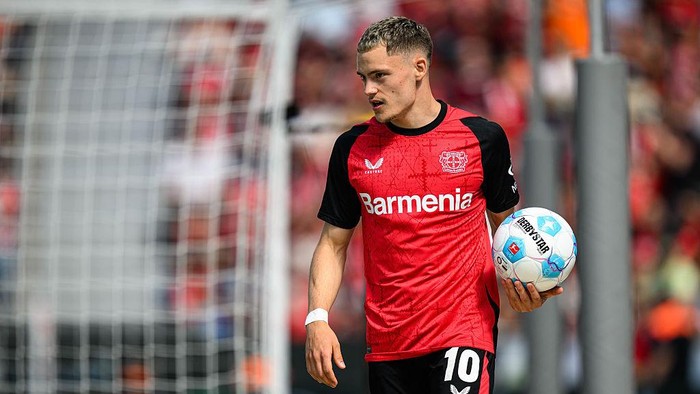 Florian Wirtz LEVERKUSEN, GERMANY - MAY 10: Florian Wirtz of Leverkusen looks on during the Bundesliga match between Bayer 04 Leverkusen and Borussia Dortmund at BayArena on May 10, 2025 in Leverkusen, Germany. (Photo by Jörg Schüler/Bayer 04 Leverkusen via Getty Images)