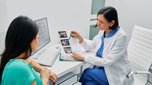 Ilustrasi Dokter dan Pasien