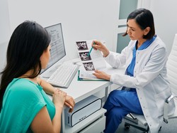 Video: Guru Besar FKUI Tanggapi Framing Negatif Bullying-PPDS Mahal