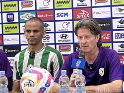 Huistra Ajak Suporter Ramai-ramai Isi Stadion Maguwoharjo Lawan Persija