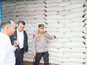 Kapolri-Mentan Tinjau Gudang Bulog Tanete, Cek Kesiapan Tampung dan Jaga Kualitas Pangan