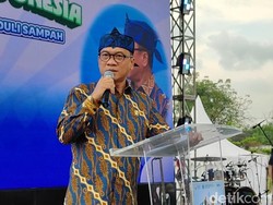 Mendes Ajak Warga Desa Berkawan dengan Sampah: Jika Dikelola Bisa Untung