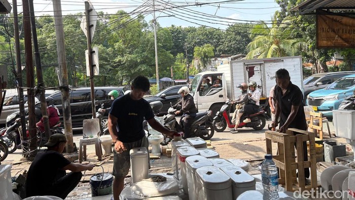 Pedagang kloset bekas kloset bekas
