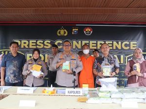 Polres Dumai Tangkap 2 Kurir Narkoba, Sita 29 Kg Sabu-Ratusan Butir Ekstasi