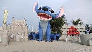 Les Tari Hula hingga Foto Bareng Stitch di Stitch Summer Invasion!