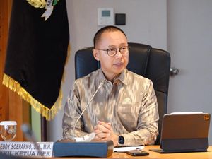 Eddy Soeparno Rapat dengan METI Jepang, Bahas Kerja Sama Pengembangan CCS Eddy Soeparno Rapat dengan METI Jepang, Bahas Kerja Sama Pengembangan CCS