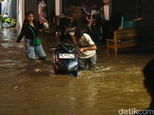 Dampak Cuaca Ekstrem di Sleman: Sejumlah Titik Banjir-Jembatan Putus Dampak Cuaca Ekstrem di Sleman: Sejumlah Titik Banjir-Jembatan Putus
