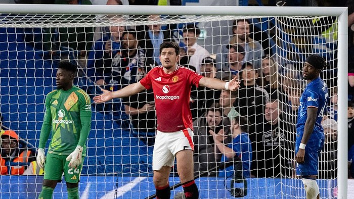 LONDON, ENGLAND - MAY 16:   Harry Maguire of Manchester United reacts during the Premier League match between Chelsea FC and Manchester United FC at Stamford Bridge on May 16, 2025 in London, United Kingdom. (Photo by Ash Donelon/Manchester United via Getty Images)