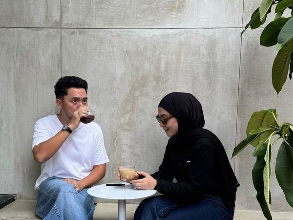 Ananda Omesh dan Dian Ayu Lestari Asyik Kulineran di Kafe hingga Resto