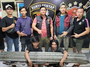 2 Remaja Pengangguran di Prabumulih Ditangkap Usai Curi 15 Keping Seng 2 Remaja Pengangguran di Prabumulih Ditangkap Usai Curi 15 Keping Seng
