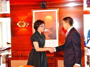 Fadli Zon Temui Menbud Prancis, Bahas Penguatan Kerja Sama Kebudayaan Fadli Zon Temui Menbud Prancis, Bahas Penguatan Kerja Sama Kebudayaan