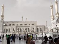 Usai Tak Terbitkan Visa Furoda Saudi Buat Aturan Baru Umrah, Begini Isinya