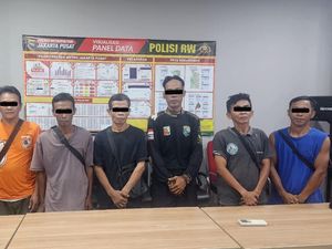 7 Juru Parkir Liar di Pasar Senen Ditangkap Polisi