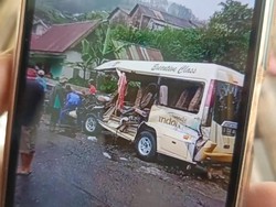 2 Keluarga di Bojonegoro Berduka Usai Laka Elf Tewaskan 5 Orang