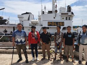 Baharkam Polri Gagalkan Pengiriman PMI Ilegal di Batam, 2 Pelaku Diamankan Baharkam Polri Gagalkan Pengiriman PMI Ilegal di Batam, 2 Pelaku Diamankan