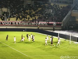 Persis Solo Tertinggal 0-1 dari Dewa United di Babak Pertama