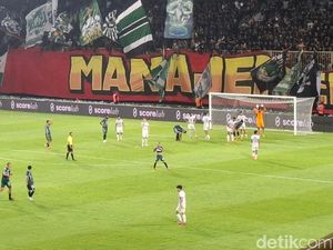 Hasil Liga 1: Dramatis! PSS Kalahkan Persija 2-1 Hasil Liga 1: Dramatis! PSS Kalahkan Persija 2-1