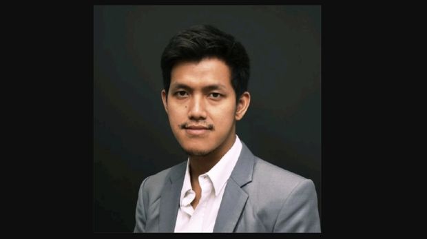 Zulfikar Rakhmat, jurnalis dan akademisi Indonesia. Direktur Desk China-Indonesia dan Desk Indonesia-MENA, Pusat Studi Ekonomi dan Hukum (CELIOS) Jakarta.