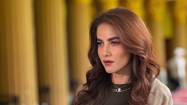 Berita Viral Selebriti dari InsertLive : Tak Lagi Dicicil, Begini Penampilan Terbaru Olla Ramlan Putuskan Lepas Hijab