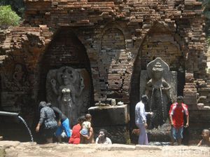 Penjelasan Cagar Budaya Pasuruan Soal Wisatawan Foto Saat Ritual Penjelasan Cagar Budaya Pasuruan Soal Wisatawan Foto Saat Ritual