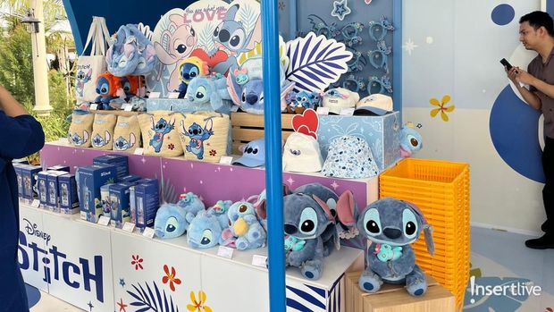 Stitch Summer Invasion