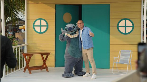 Stitch Summer Invasion
