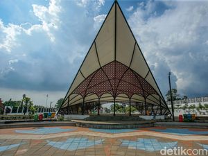 Depok Baru Punya Alun-alun, Apa Karena Nggak Pernah Dijajah? Depok Baru Punya Alun-alun, Apa Karena Nggak Pernah Dijajah?
