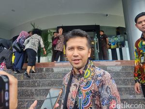 Wagub Emil Sebut Ada 51 Pecandu Judi Online di RSJ Menur, Ada Remaja Wagub Emil Sebut Ada 51 Pecandu Judi Online di RSJ Menur, Ada Remaja