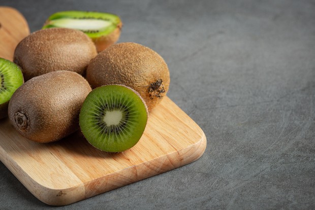 Buah Kiwi/Foto: Freepik/jcomp