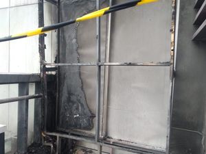 Papan Iklan di Mal Tangsel Terbakar gegara Puntung Rokok Papan Iklan di Mal Tangsel Terbakar gegara Puntung Rokok