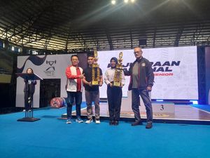Kejurnas Angkat Besi 2025 Selesai, Jambi Mendominasi Kejurnas Angkat Besi 2025 Selesai, Jambi Mendominasi