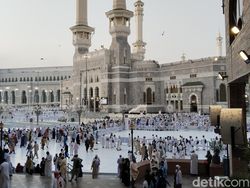 Biaya Haji Plus 2025 Terbaru Kemenag dan Masa Tunggunya