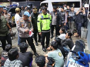 Polisi Tangkap 37 Anggota Ormas Pemalak Pedagang di Ciledug