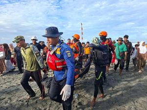 Nelayan Muda Hilang di Pantai Cikakap Cianjur Ditemukan Tewas Nelayan Muda Hilang di Pantai Cikakap Cianjur Ditemukan Tewas