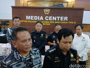 Penjelasan Bea Cukai Batam soal Truk TNI AL Disebut Bawa Rokok Ilegal Penjelasan Bea Cukai Batam soal Truk TNI AL Disebut Bawa Rokok Ilegal
