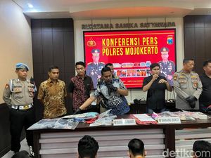 Duda Mojokerto Peras Suami Selingkuhannya dengan Video Mesum Duda Mojokerto Peras Suami Selingkuhannya dengan Video Mesum