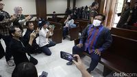 Eks Ketua PN Surabaya Didakwa Terima Suap Miliaran dari Pihak Ronald Tannur