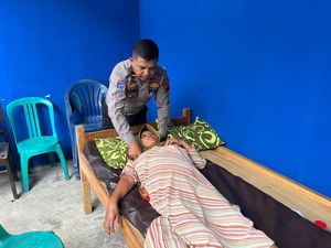 Ipda Lanjar Sulap Pos Lantas Gombong Kebumen Tempat Berobat Gratis Tiap Jumat