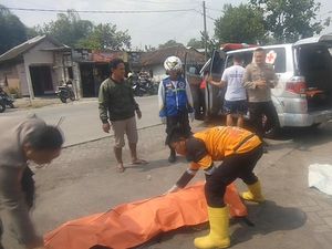 Anggota Satpol PP Tewas Tabrak Pagar Beton di Mojokerto Anggota Satpol PP Tewas Tabrak Pagar Beton di Mojokerto