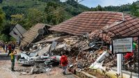 Longsor Rusak Fasilitas Desa dan Rumah Warga di Nagreg