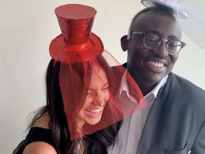 Persahabatan Meghan Markle & Mantan Redaktur Vogue Berakhir, Ini Penyebabnya Persahabatan Meghan Markle & Mantan Redaktur Vogue Berakhir, Ini Penyebabnya